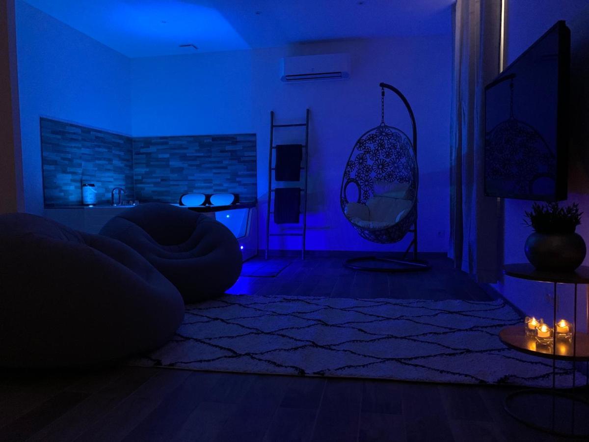 Appartement Cosy Jacuzzy Luxe Gare De 土伦 外观 照片