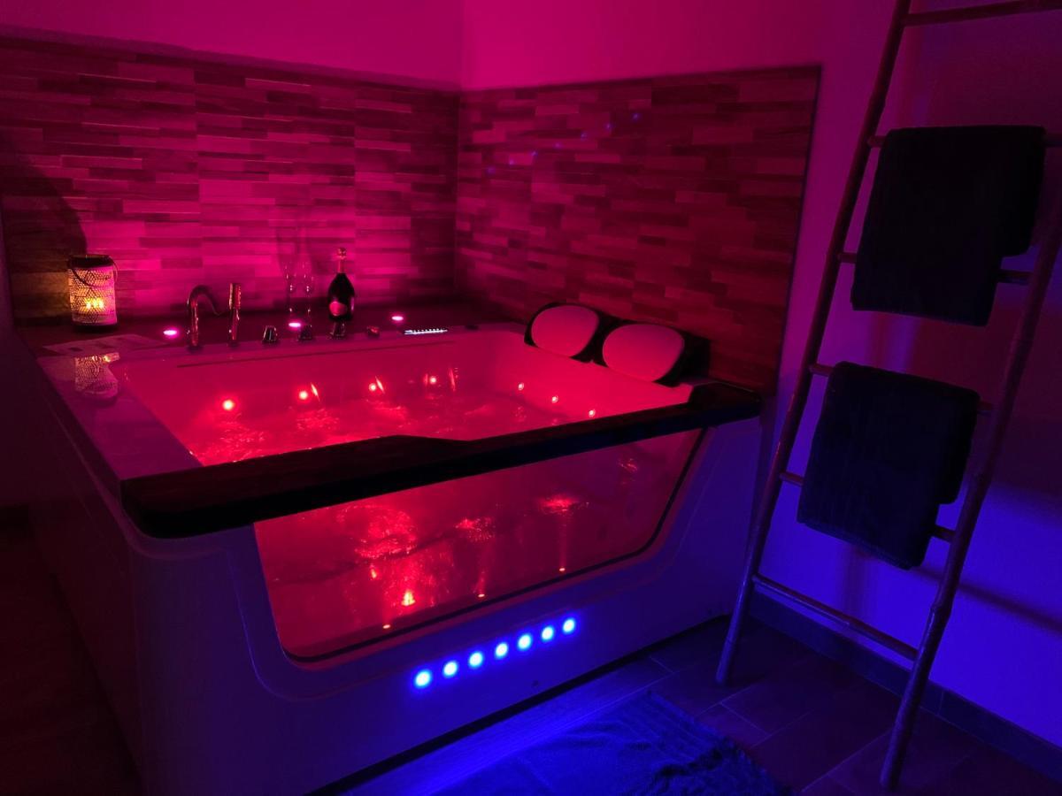 Appartement Cosy Jacuzzy Luxe Gare De 土伦 外观 照片