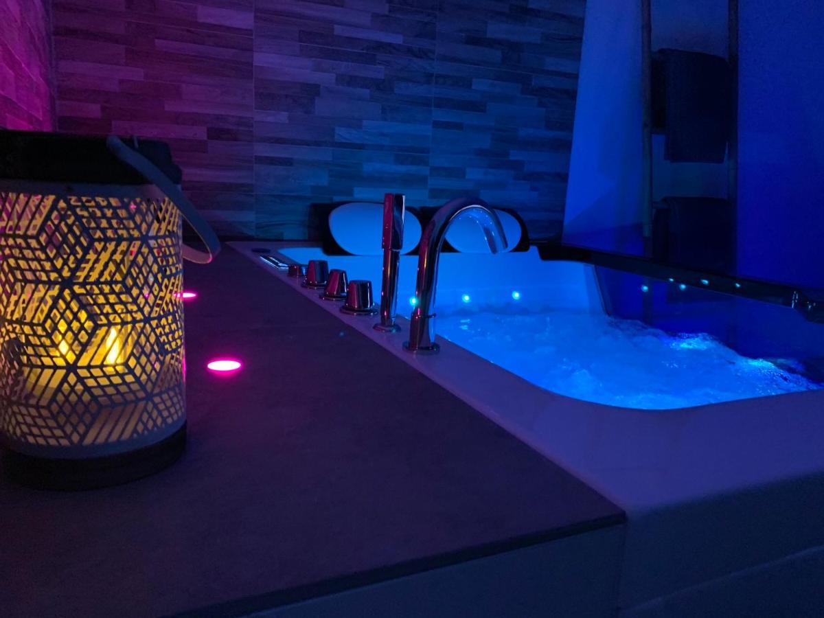 Appartement Cosy Jacuzzy Luxe Gare De 土伦 外观 照片