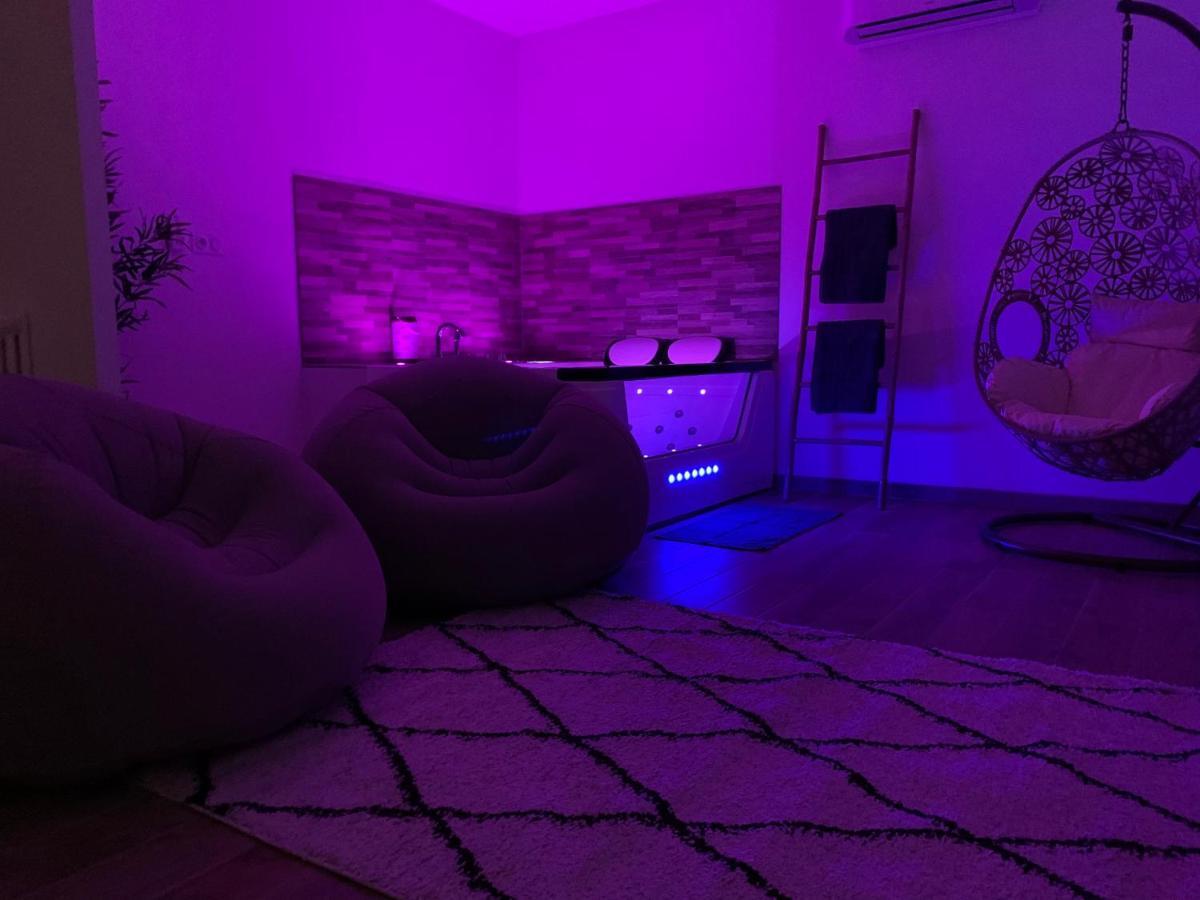 Appartement Cosy Jacuzzy Luxe Gare De 土伦 外观 照片